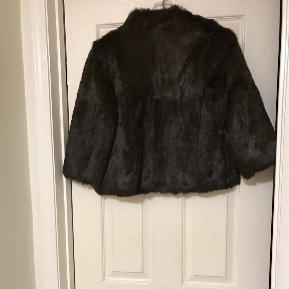 Stunning Fur Jacket - Picture 5 of 16